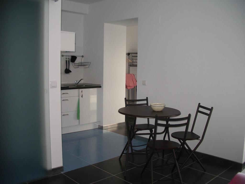 Apartamentos La Fonda Aninon Room photo