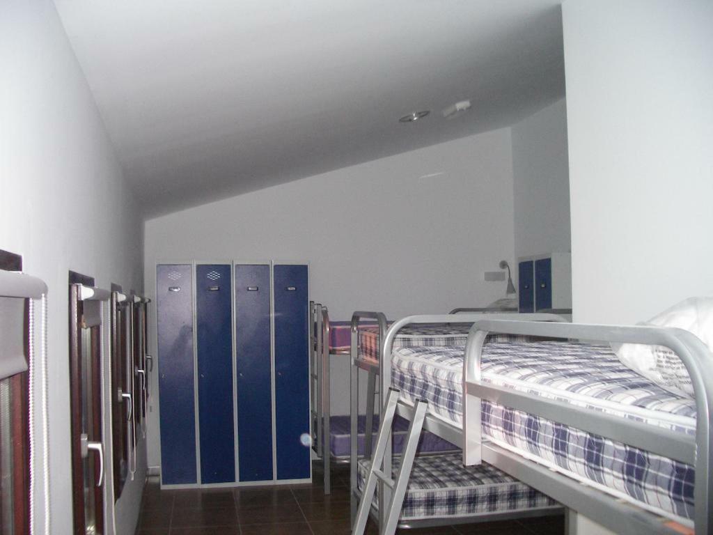Apartamentos La Fonda Aninon Exterior photo